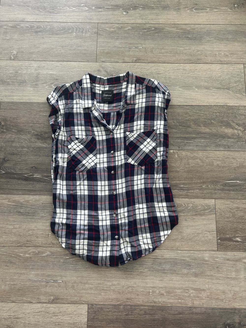 JACHS Girlfriend Navy, White & Red Plaid Sleeveless Button-Down
